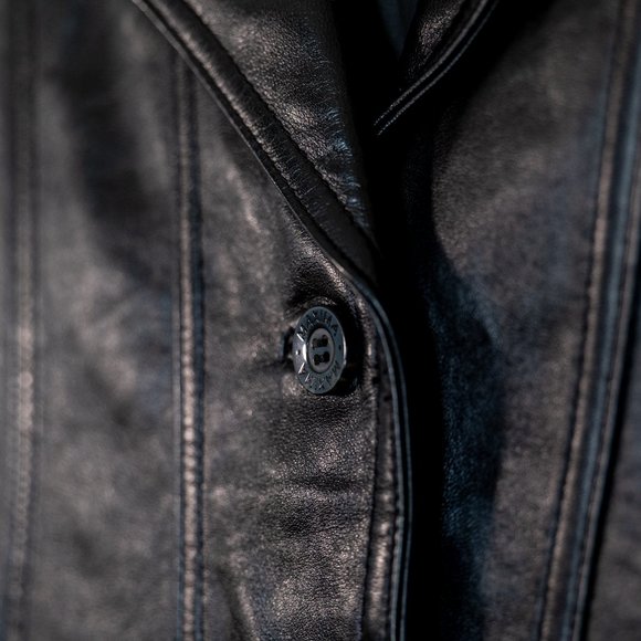 EUC Wilsons Leather Maxima Women's Jacket - Size M - Picture 3 of 15